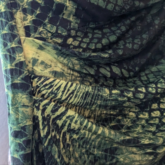 ELIE TAHARI Black and Green Snake Skin Pattern Mini Dress - Picture 3 of 6